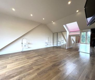 4 bedroom semi-detached house to rent - Photo 4