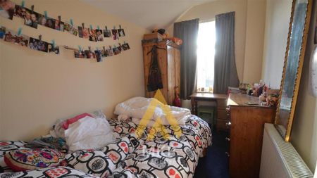 4 bedroom terraced house to rent - Photo 5