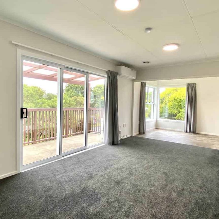 Country Charm Meets Modern Comfort in Waiuku - Photo 1