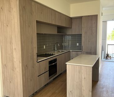 For Lease - 9 Steckley House Lane Unit# 501, Richmond Hill, Ontario - Photo 4