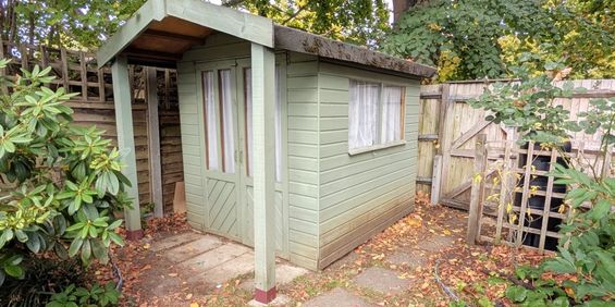 Kenton Way, Woking, Surrey, GU21 - Photo 3