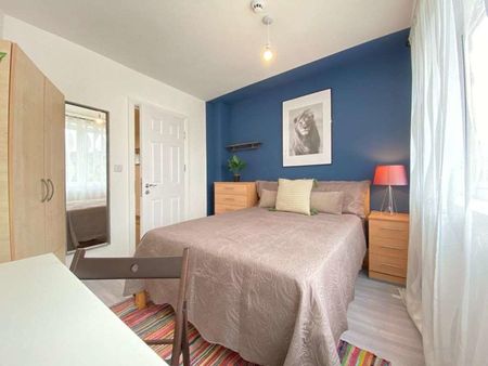 Room in a Shared House, Alpha Road, SE14 - Photo 4