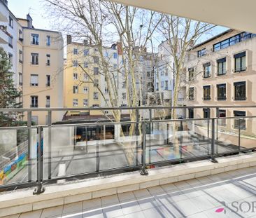 Location Appartement 2 pièces 51m² LYON 6ème - Photo 5