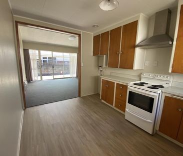 Queenspark doorstep - Photo 5