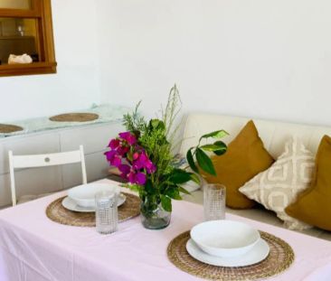 Estudio de alquiler en Avenida de la Reina Mercedes, 1, Sector Sur ... - Photo 3