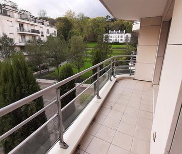 location Appartement F3 DE 72.9m² À MEUDON - Photo 1