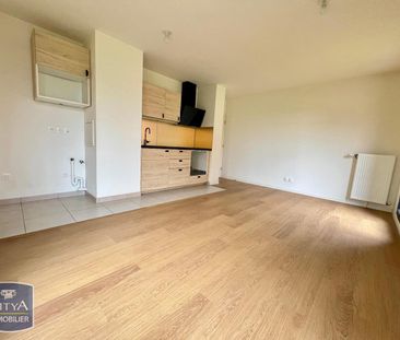 Location Appartement 2 pièces 43m² LE MESNIL ST DENIS 78320 - Photo 3