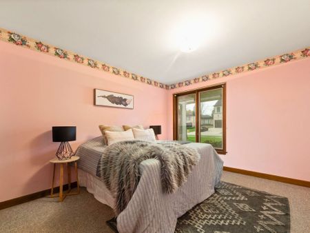 For Lease - 145 Pemberton Road Unit# Main Floor 1-Bed. Apt., Richmond Hill, Ontario - Photo 2