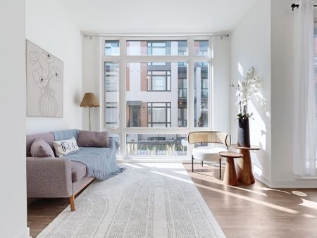 For Lease - 14 David Eyer Road Unit# 1009, Richmond Hill, Ontario - Photo 2