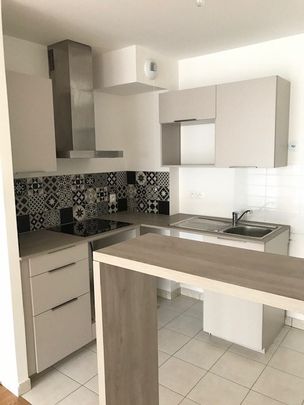 Location Appartement 2 pièces 45m² SURESNES 92150 - Photo 1