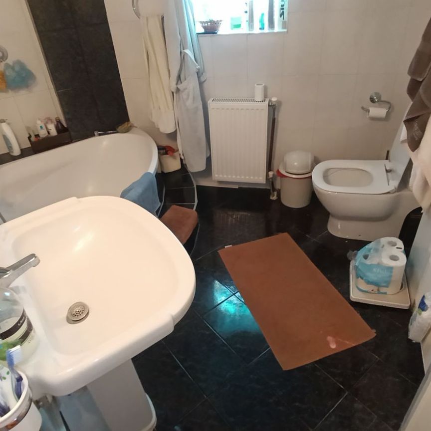 Διαμέρισμα για ενοικίαση Κολοκοτρώνη (Συκιές) - Photo 1