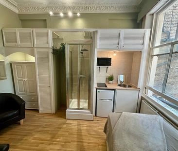 Room in a Shared House, Matheson Road, W14 - Photo 5