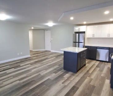 375 Scott Street — 2 Bedroom Deluxe - Photo 2