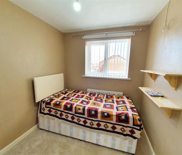 Christopher Drive, LE4, Leicester - Photo 3