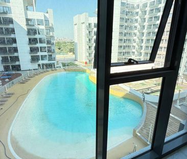 Vacant Now | Fitted Kitchen | Pool View | New - Photo 5