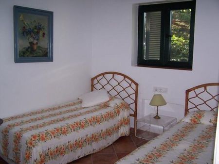 5 room luxury Villa for rent in Sotogrande, Spain - Photo 3