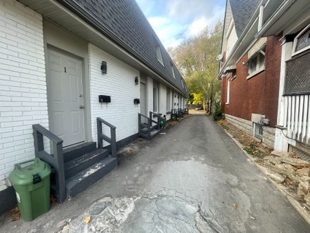 For Lease - 292 Simcoe Street Unit# 1, London East, Ontario - Photo 5