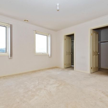 Modern Townhouse Overlooking Parklands - Photo 4