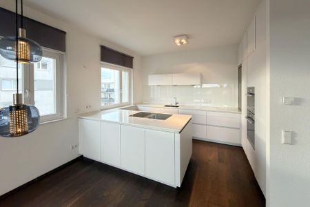 mit 2 TG-Stellplätzen und Aufzug in die Wohnung - Foto 4