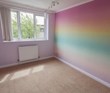 3 bedroom semi-detached house to rent - Photo 6