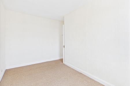 14 Newlands Drive, S12 - Photo 5