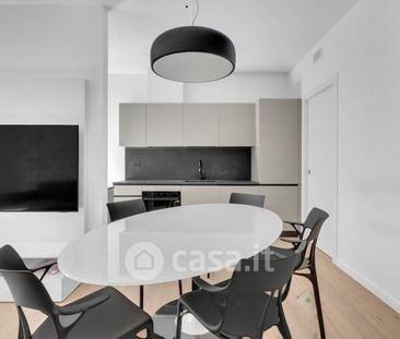 Trilocale in Affitto in Via Pietro Giannone 2 a Milano - Foto 1