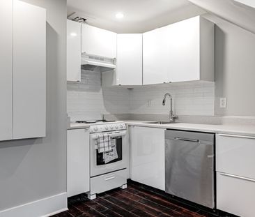 For Lease - 146 Howland Avenue, Toronto, Ontario - Photo 3