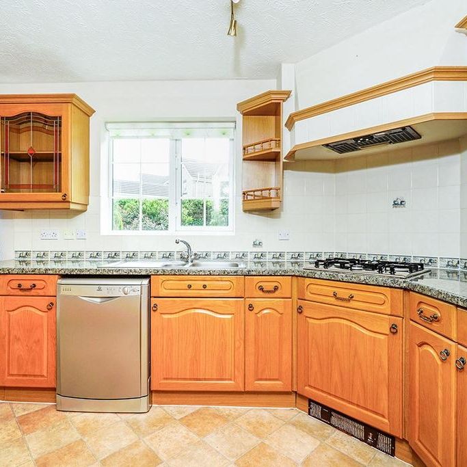 4 bedroom detached house to rent - Photo 1