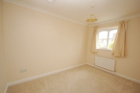 White Hart Close, Chalfont St Giles, Buckinghamshire,HP8 - Photo 3