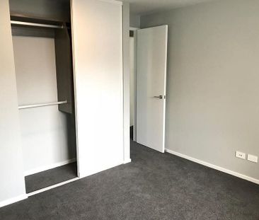 Modern 2BR City Haven - Deck & Garden! - Photo 3