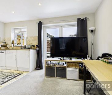2 bedroom end of terrace house to rent - Photo 1