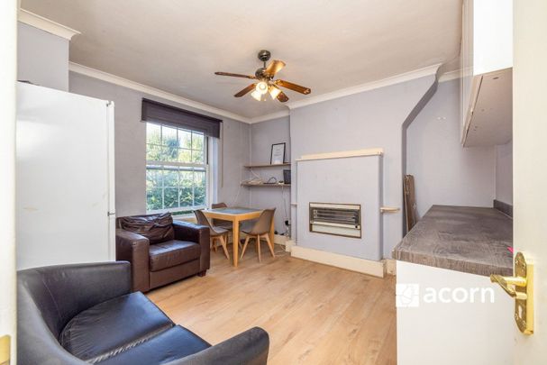 Falmouth Road, London, SE1 - Photo 1