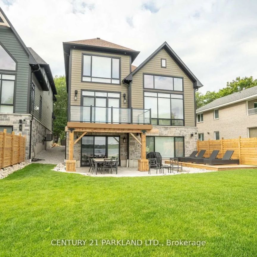 326 TINY BEACHES ROAD S - Photo 1