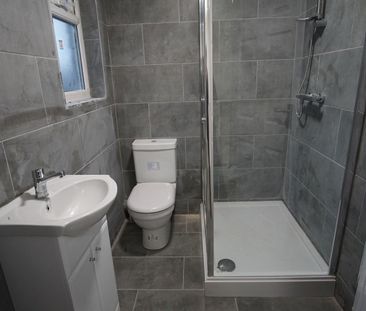 Room in a Shared House, Woodside Gardens, N17 - Photo 3