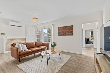 Stylish coastal living - Photo 3