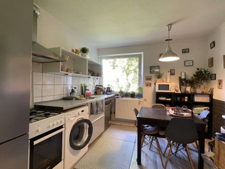 WUPPERTAL-SEHLHOF: SCHÖNE 2-ZIMMERWOHNUNG MIT BALKON - BADEZIMMER MIT FENSTER - Foto 2