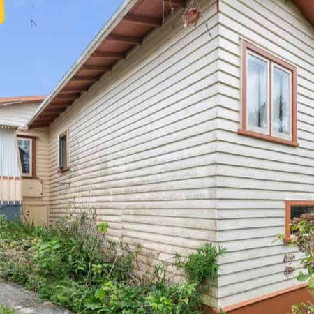 Beach side living+Rangititi college - Photo 3