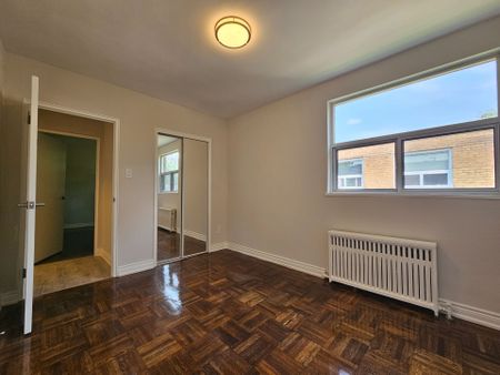 For Lease - 18 Fraserwood Avenue Unit# 5, Toronto, Ontario - Photo 3