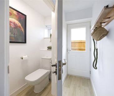 Alma Gardens, Deepcut, Camberley, Surrey, GU16 - Photo 6