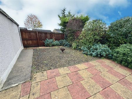 Hallgarth Close, Middlesbrough - Photo 2