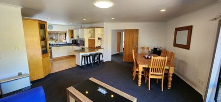 8 Frank Frethey Place, Highlands Park, New Plymouth - Photo 4