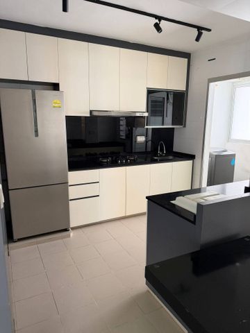 3 Bedroom HDB_FOUR_ROOM at Sembawang - Photo 4