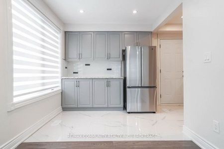 For Lease - 105 Brimorton Drive Unit# Main, Toronto, Ontario - Photo 4