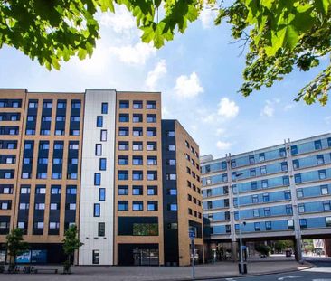 Extra Large High Double Ensuite - Photo 1