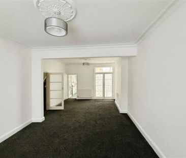 3 bedroom house to rent - Photo 2