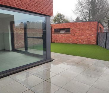 Leuk en modern gelijkvloers appartement met 3 slpks en tuin gelegen... - Photo 4