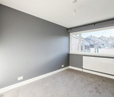3 bedroom House To Let - Photo 6
