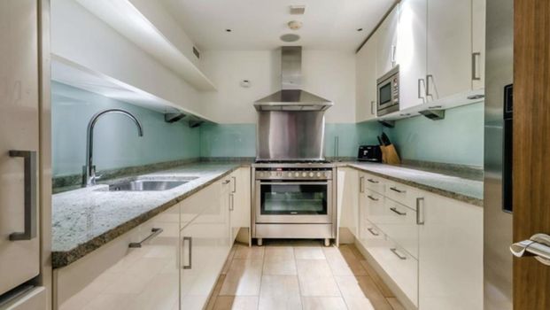 2 bedroom apartment to rent - Photo 1