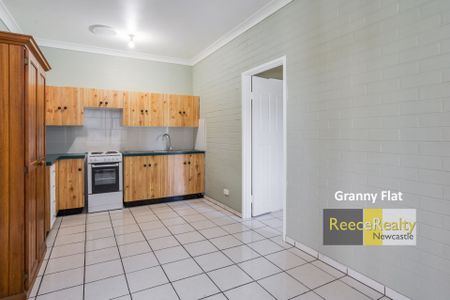 1/76 Acacia Avenue, North Lambton - Photo 2