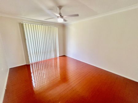 Lovely Home in Great Location! - Photo 2